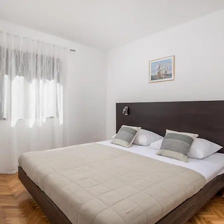 Pinia With A Pool Casa de Férias Jadranovo